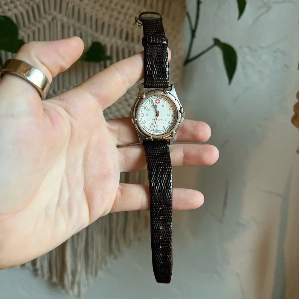Wenger Swiss Military Women’s Watch Stainless Steel Date Window, Genuine Leather